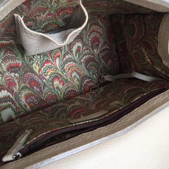 dooney & bourke taupe lock key flap bag - Picture 9 of 10